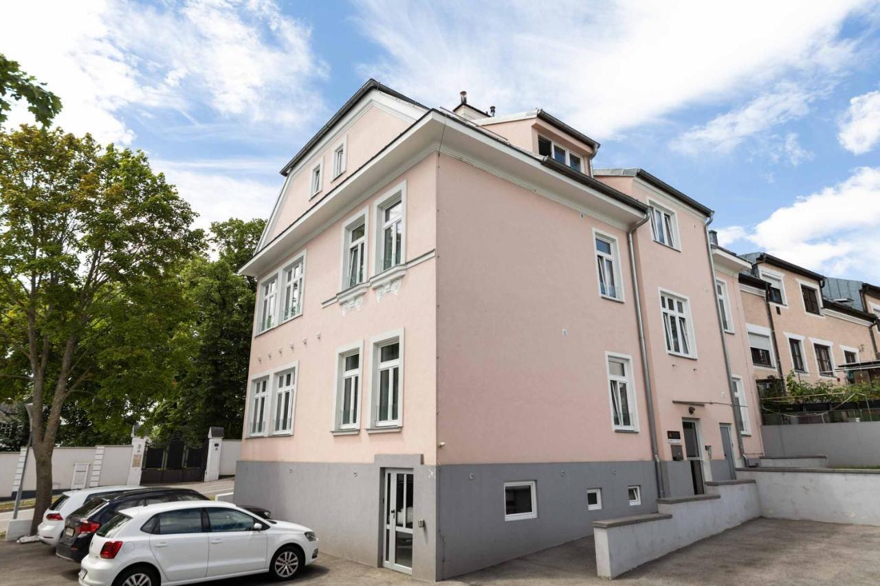 Triangle Apartments Giesshubl Εξωτερικό φωτογραφία