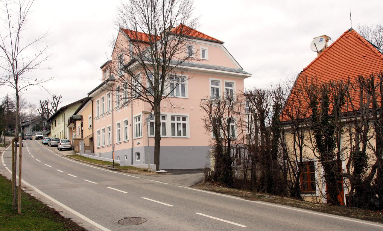 Triangle Apartments Giesshubl Εξωτερικό φωτογραφία