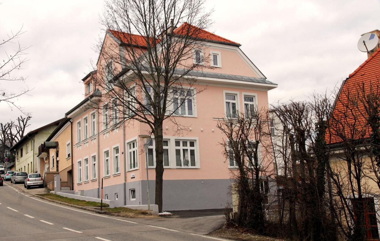 Triangle Apartments Giesshubl Εξωτερικό φωτογραφία
