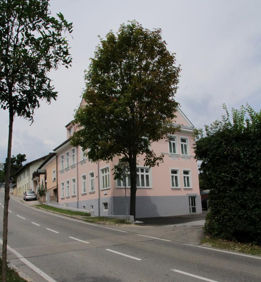 Triangle Apartments Giesshubl Εξωτερικό φωτογραφία
