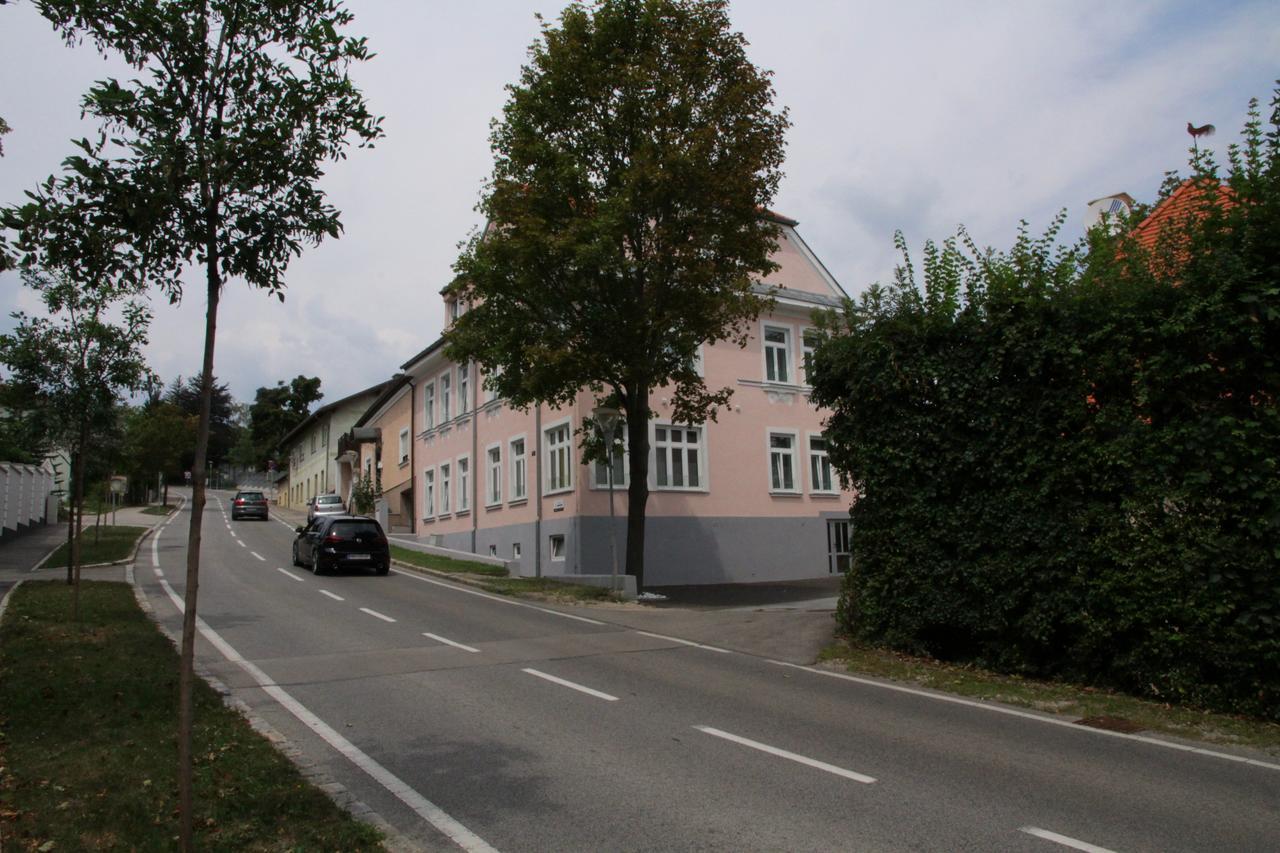 Triangle Apartments Giesshubl Εξωτερικό φωτογραφία
